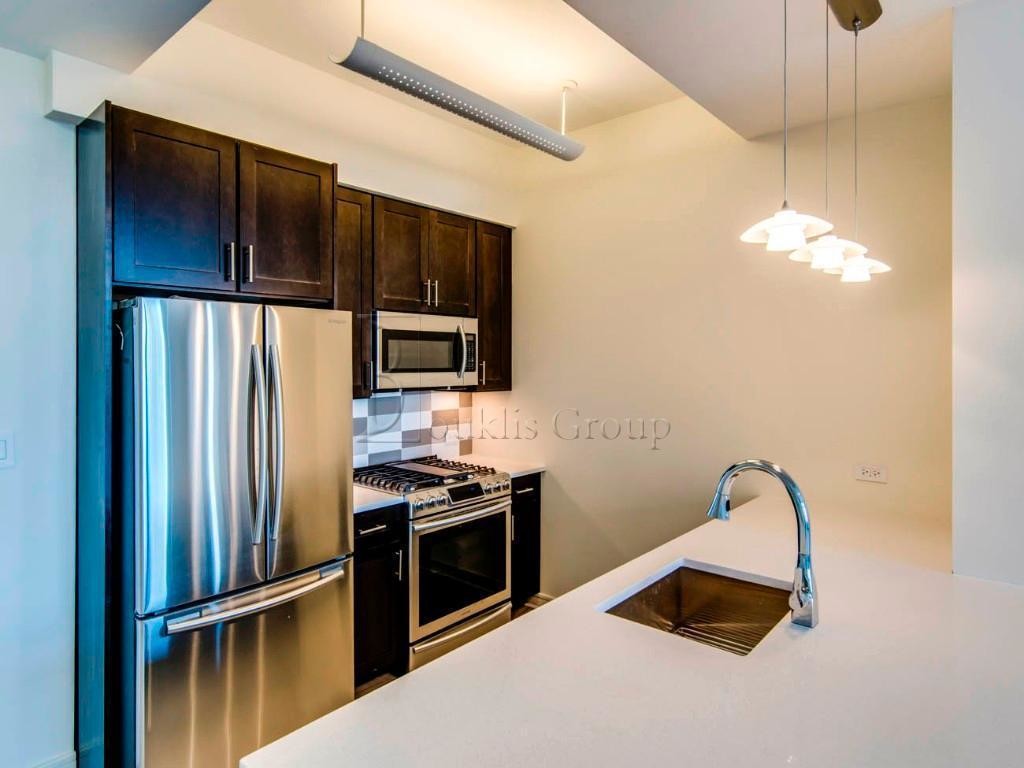 Foto principal - 2805 Astoria Blvd