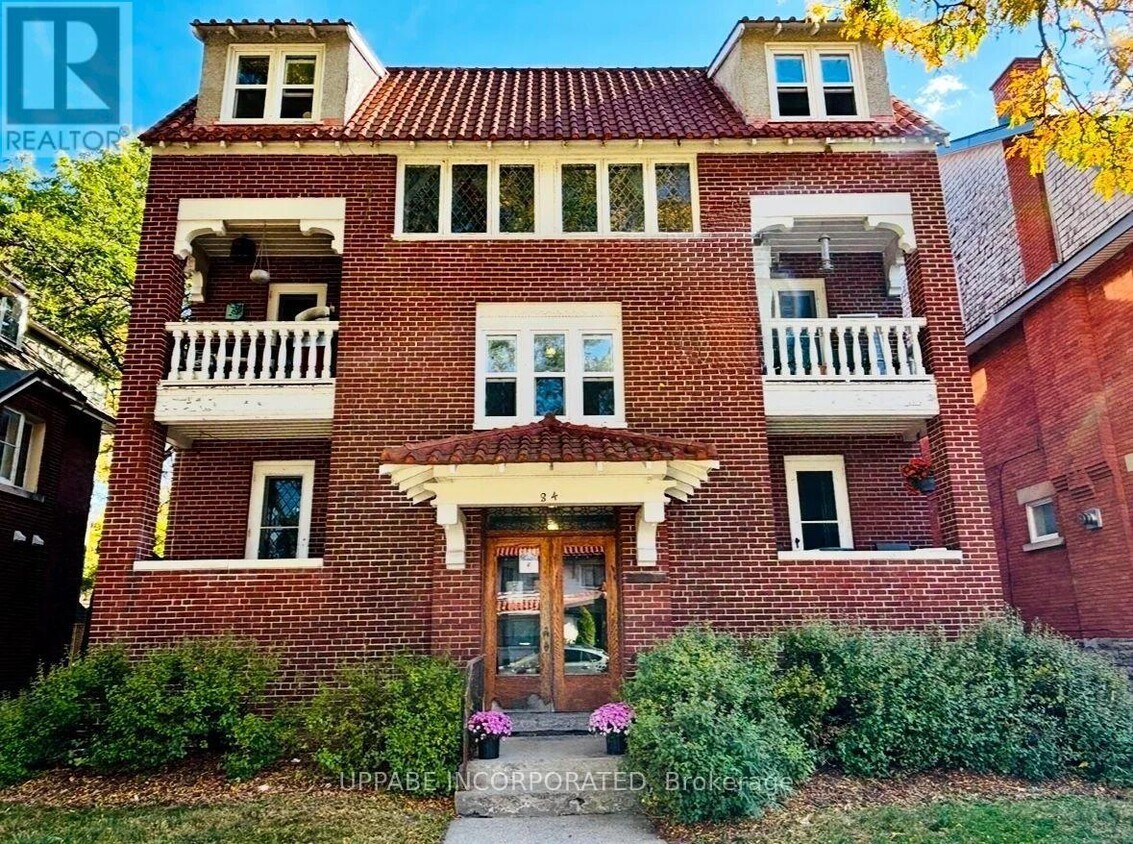 Primary Photo - 84 Glebe Ave
