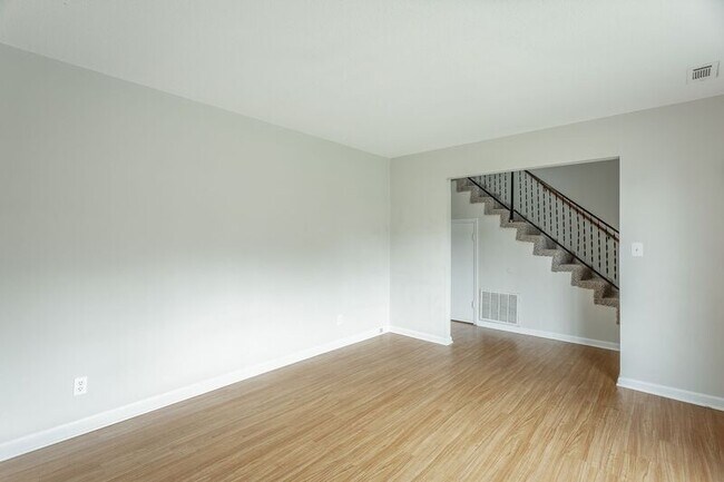 Foto del edificio - 506 Ely Rd