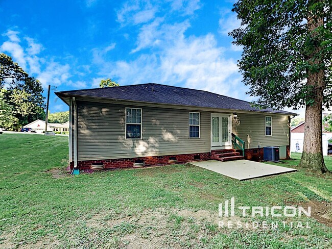 Foto del edificio - 657 Beavers Cove Ln NW