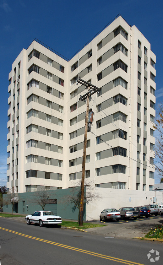 Foto principal - Lane Tower Apartments