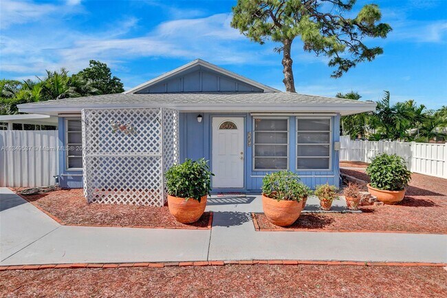 Foto del edificio - 936 NE 40th St