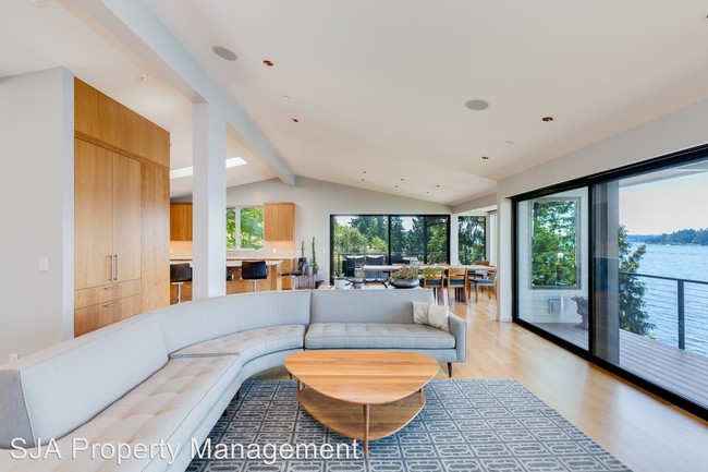Foto del edificio - 4625 Forest Ave SE