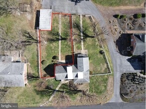 Building Photo - 739 S Main St