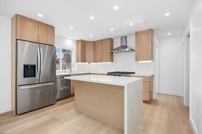 cocina - 1610 Charro St