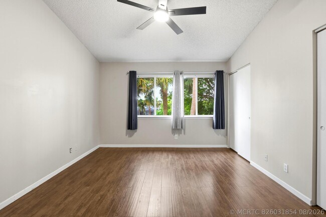 Building Photo - 5380 Jubilee Way