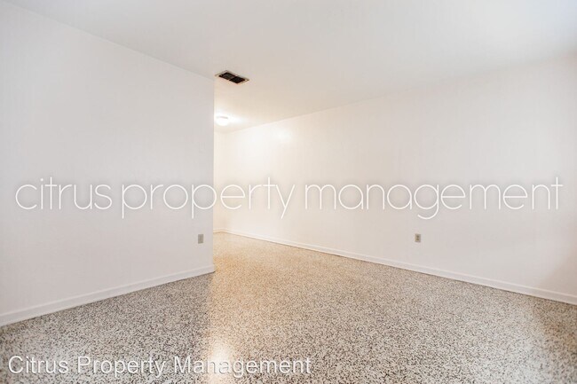 2 br, 1 bath House - 324 W. Princeton Street photo'