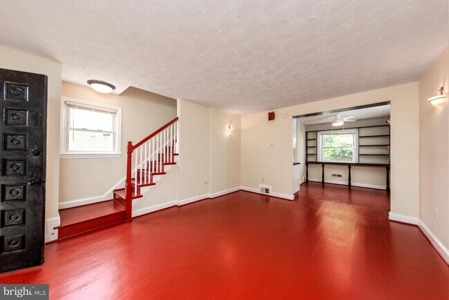 Building Photo - 548 Foxhall Pl SE