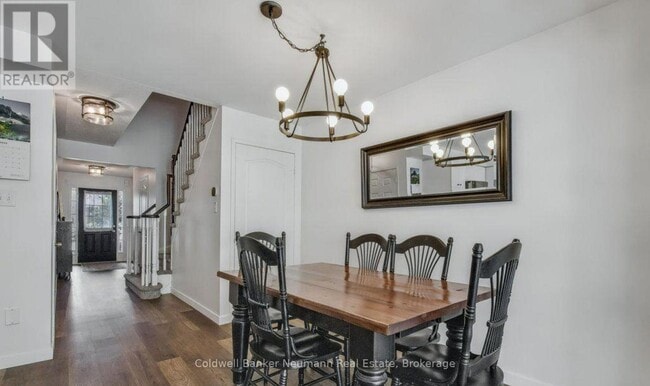 Photo du bâtiment - 1035 Victoria Rd S