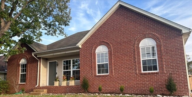 Photo - 1808 Lakewood Village Dr House