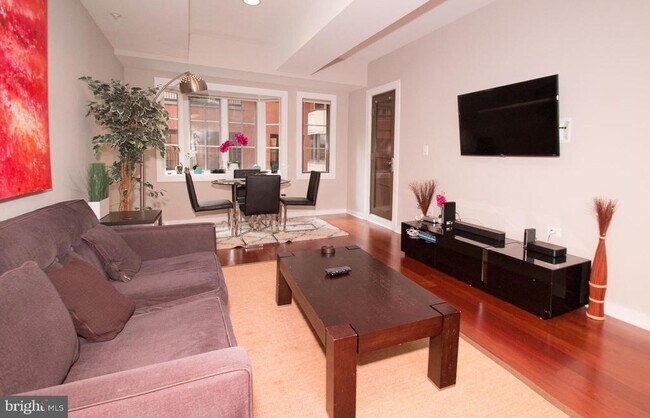 Foto del edificio - 219-29 S 18th St