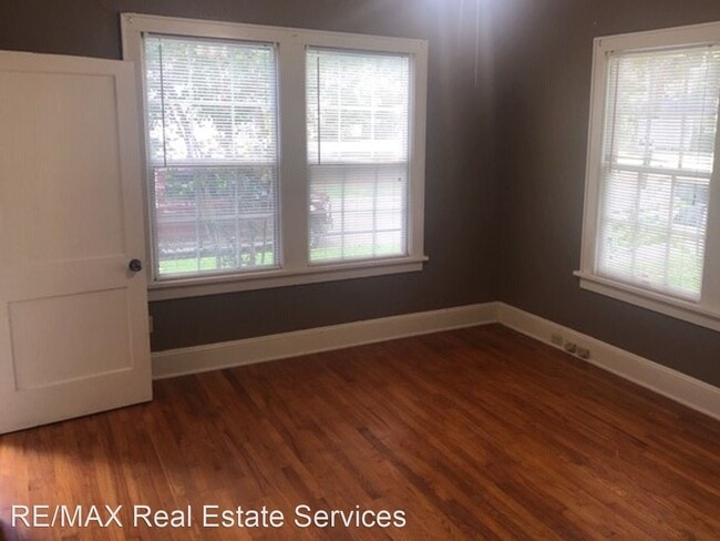 Foto del edificio - 3 br, 1 bath House - 398 Ockley