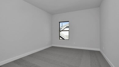 Building Photo - 6802 Mirabeau Ln