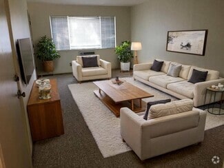 Building Photo - 708 Mansfield Ct