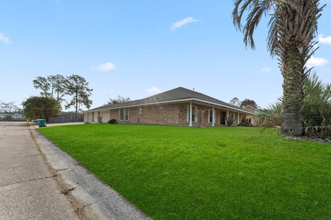 Foto del edificio - 601 Rue Cannes