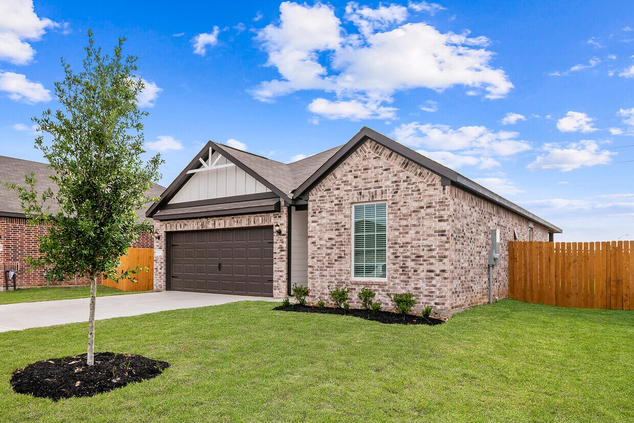 Foto principal - 400 Mystic Slopes Dr