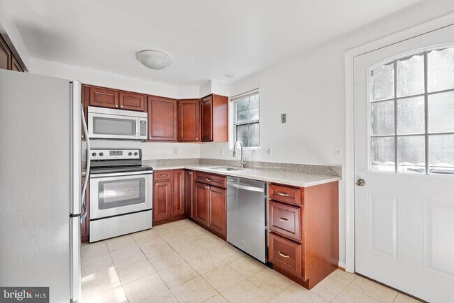 Foto del edificio - 31 Palmer Ct