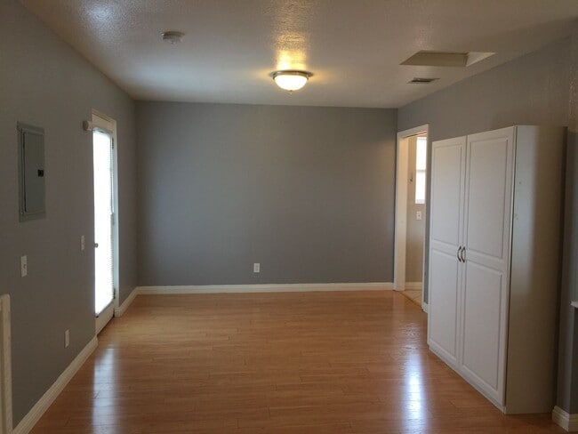 Foto del edificio - 22924 Clover Spring Pl