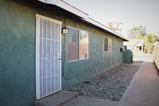 Building Photo - 309 Monterey St