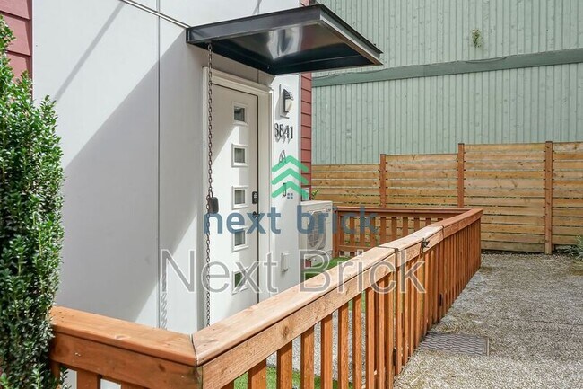 Foto del edificio - 8841 Midvale Ave N