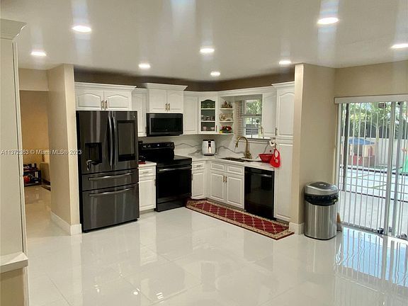Foto del edificio - 8568 SW 211th Ter