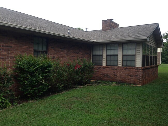 Building Photo - 1113 Mountain Breeze Ct