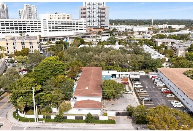 Foto del edificio - 6805 SW 88th St