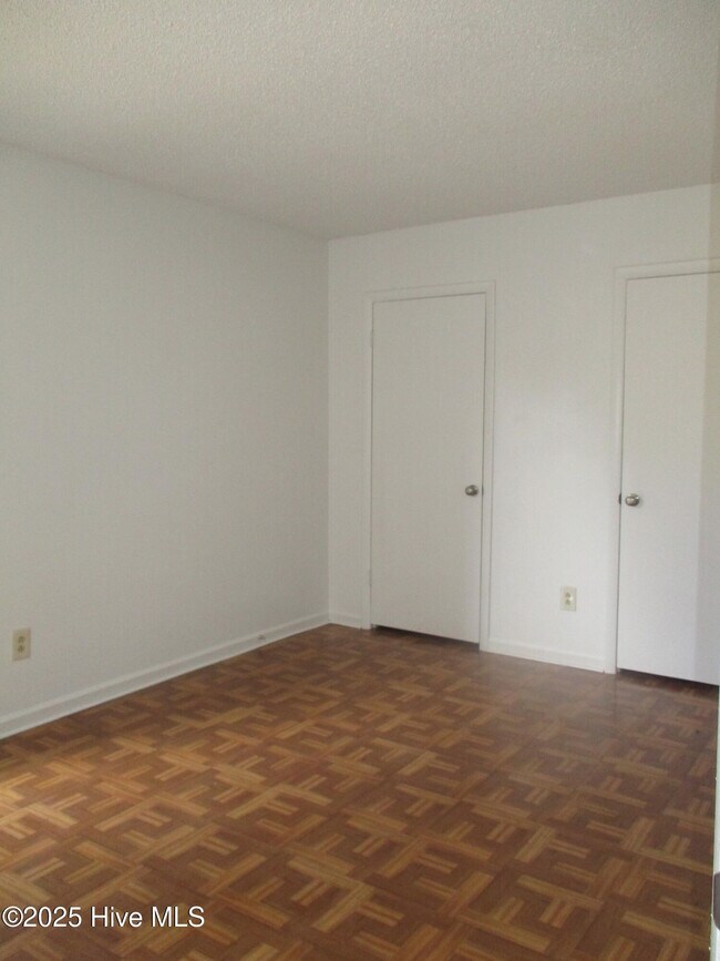 Foto del edificio - 316 Pine Valley Rd