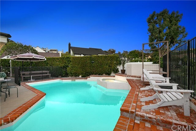 Building Photo - 21 Champney Pl
