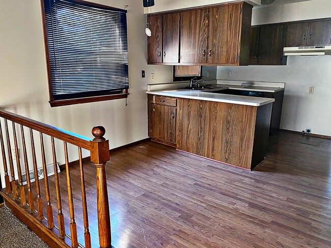 Foto del edificio - 6009 N 109th St
