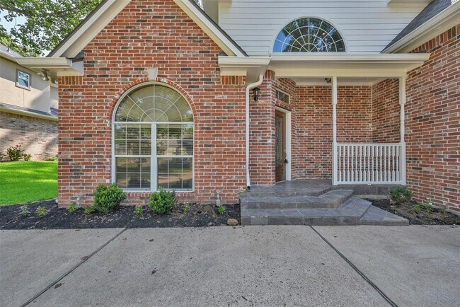 Foto del edificio - 3062 Lake Island Dr