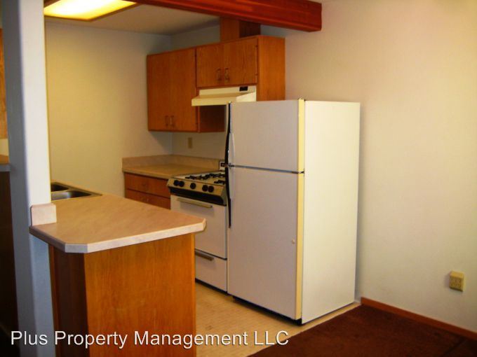 Building Photo - 2055 NE York Cir