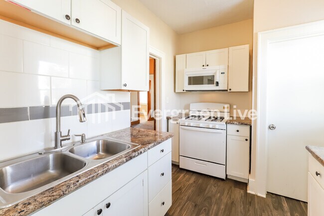 Foto del edificio - 3123 Fontenelle Blvd