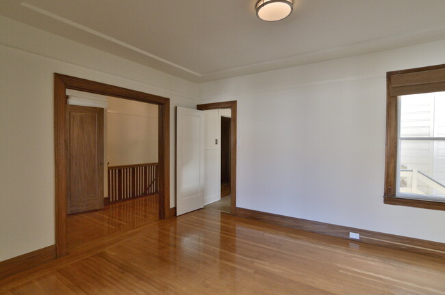 Building Photo - 1449 Francisco St