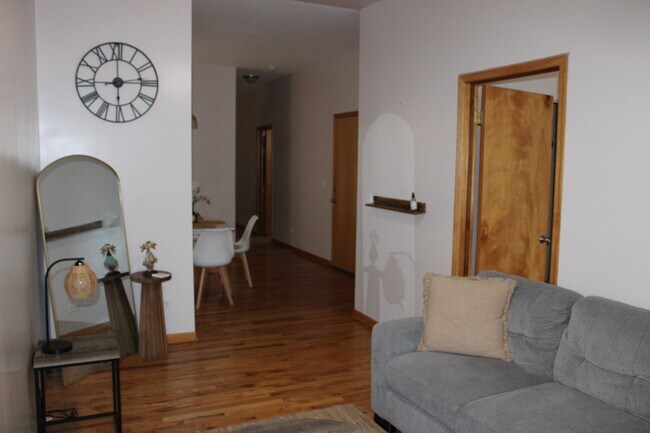 Photo - 2012 W 23rd St Apartment