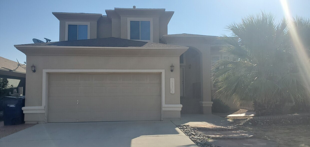 Primary Photo - 12932 Hidden Grove Dr