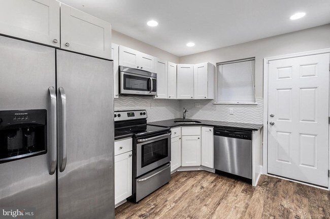 Foto del edificio - 2638 Gerritt St