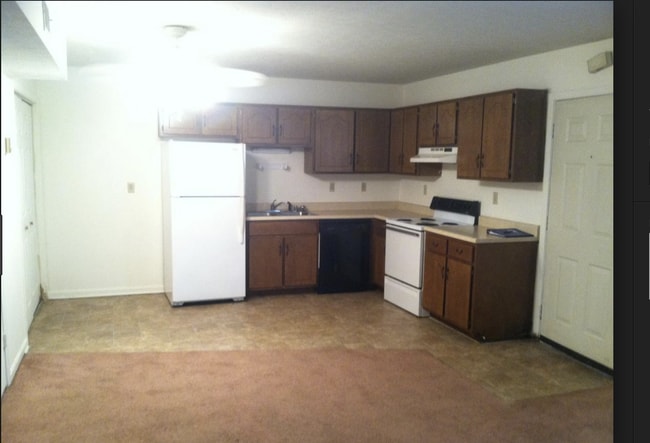 Building Photo - 1504 Pin Oak Ct