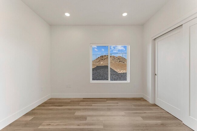 Foto del edificio - Brand New Modern Apartments at Ascesa