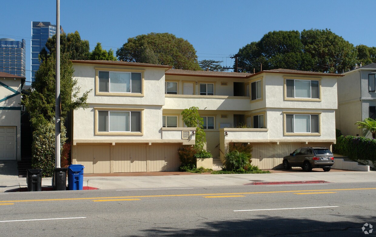 2028 S Beverly Glen Blvd, Los Angeles, CA 90025 2028 S Beverly Glen