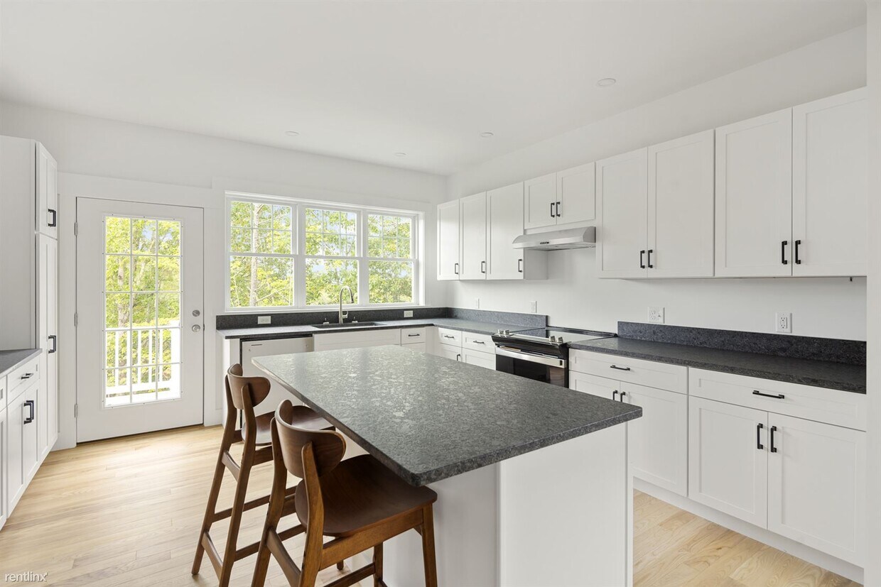 Foto principal - 2 br, 2.5 bath Townhome - 1 Honey Hill Lane