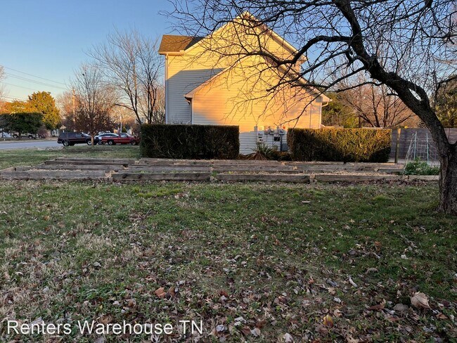 Building Photo - 3 br, 2 bath House - 1427 Cason Trail