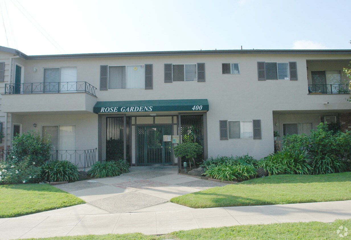 Building Photo - Rose Gardens Apartments