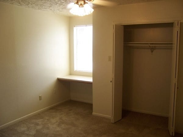Building Photo - 407 Boyett St