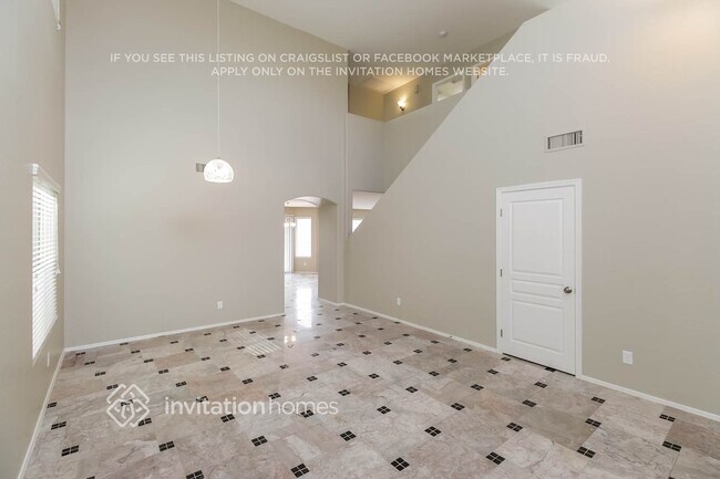 Building Photo - 29117 N Yellow Bee Dr