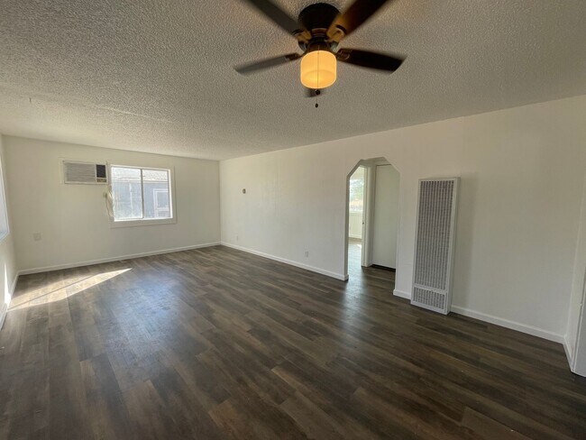 Building Photo - Your Dream Ranch Awaits in Rio Linda!