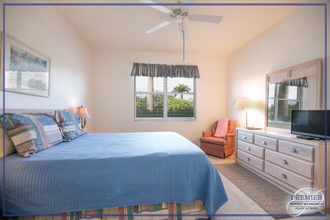 Foto del edificio - 2 BEDS / 2 BATHS - VILLAGES OF BONITAS