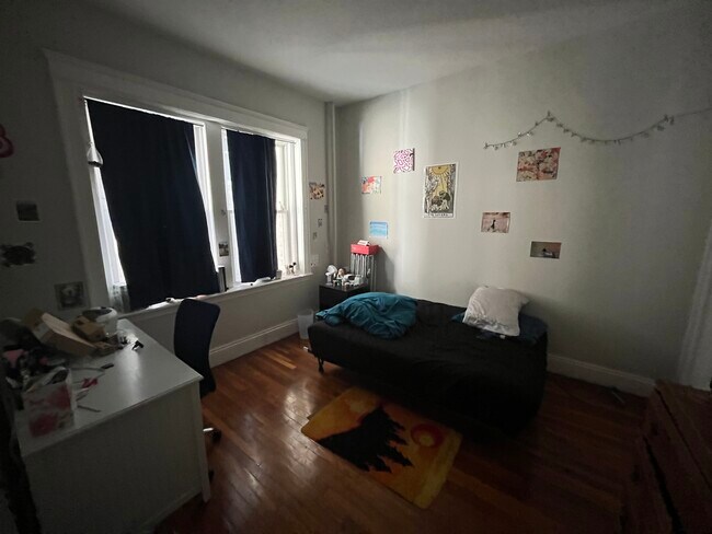 Foto del edificio - 1213 Commonwealth Ave