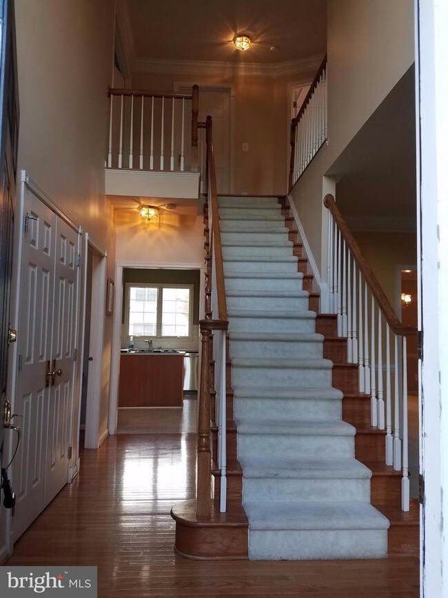 Building Photo - 43660 Catton Pl