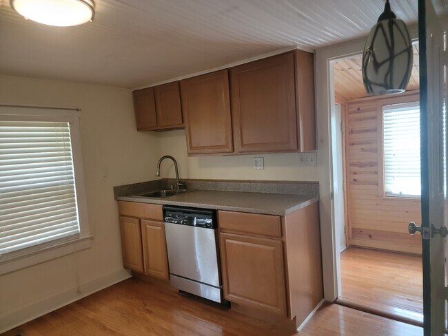 cocina 2 - 407 Bloom St